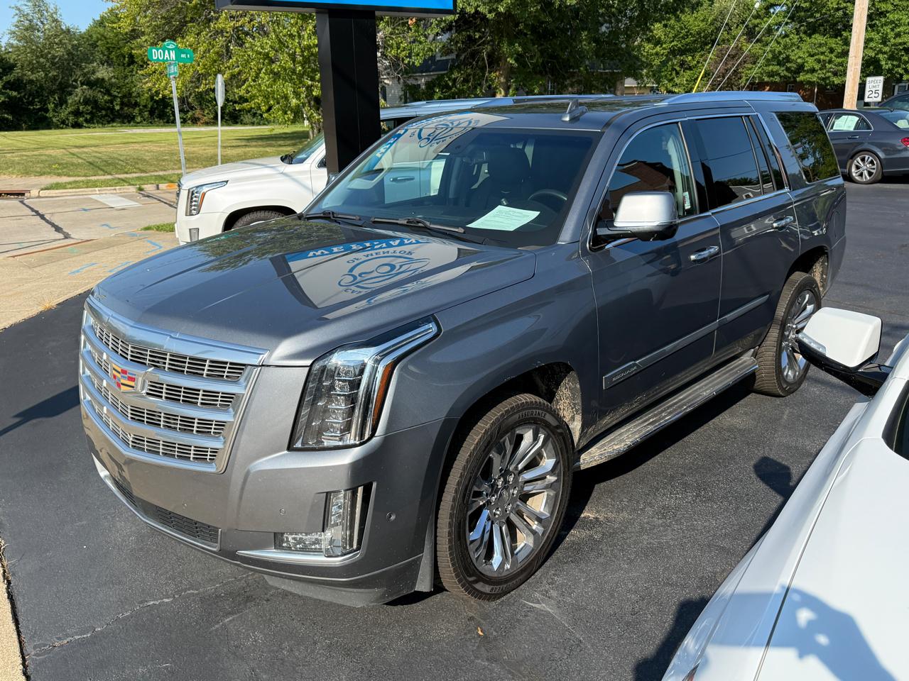 2019 Cadillac Escalade 4WD 4dr Premium Luxury