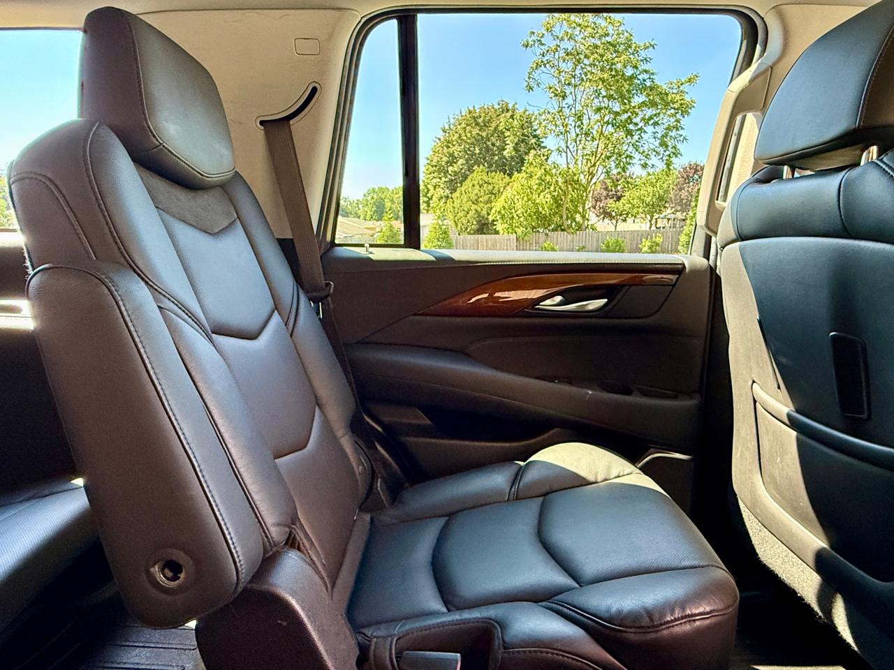 Cadillac Escalade 4WD 4dr Premium Luxury 2019
