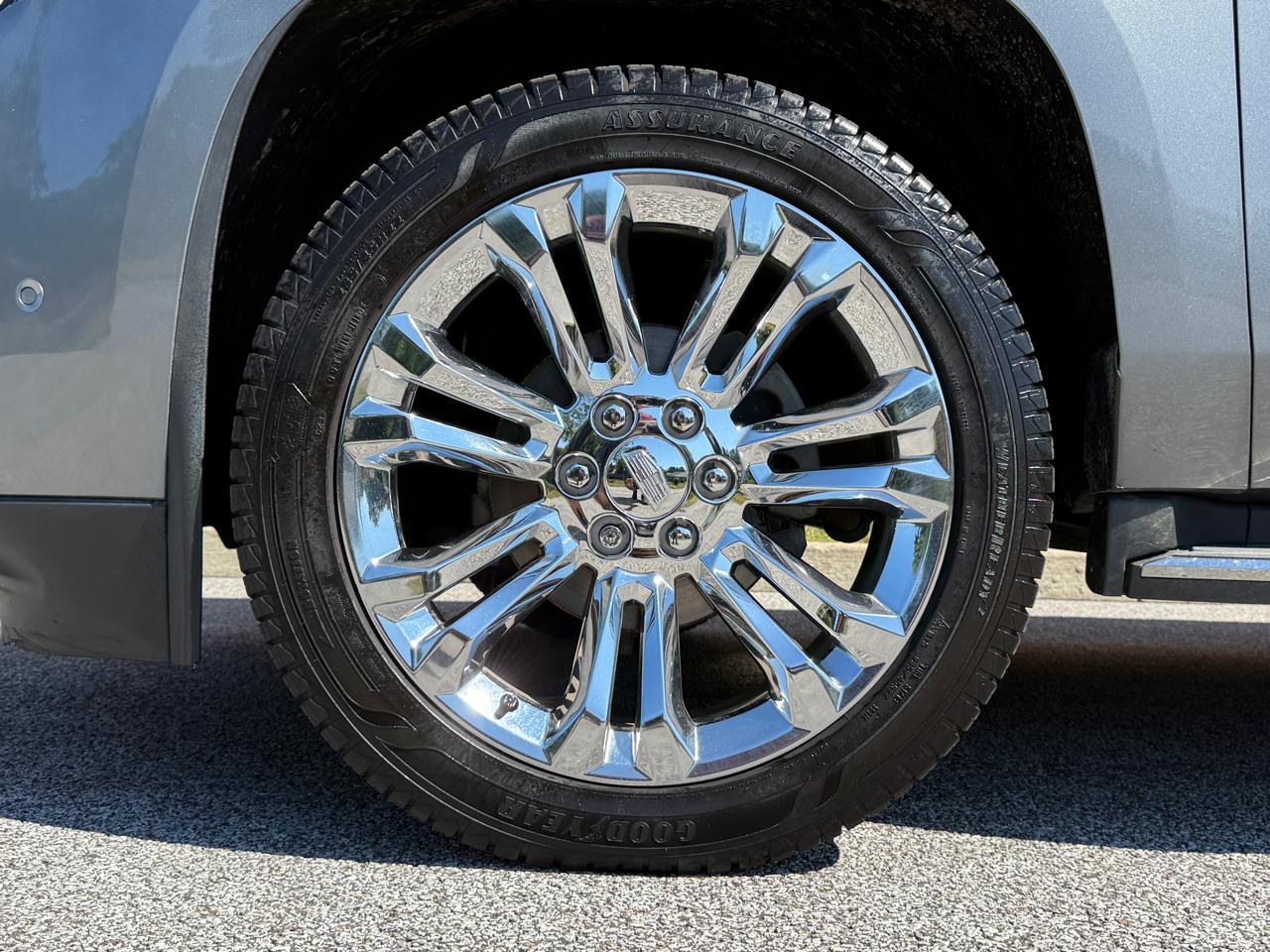 Cadillac Escalade 4WD 4dr Premium Luxury 2019