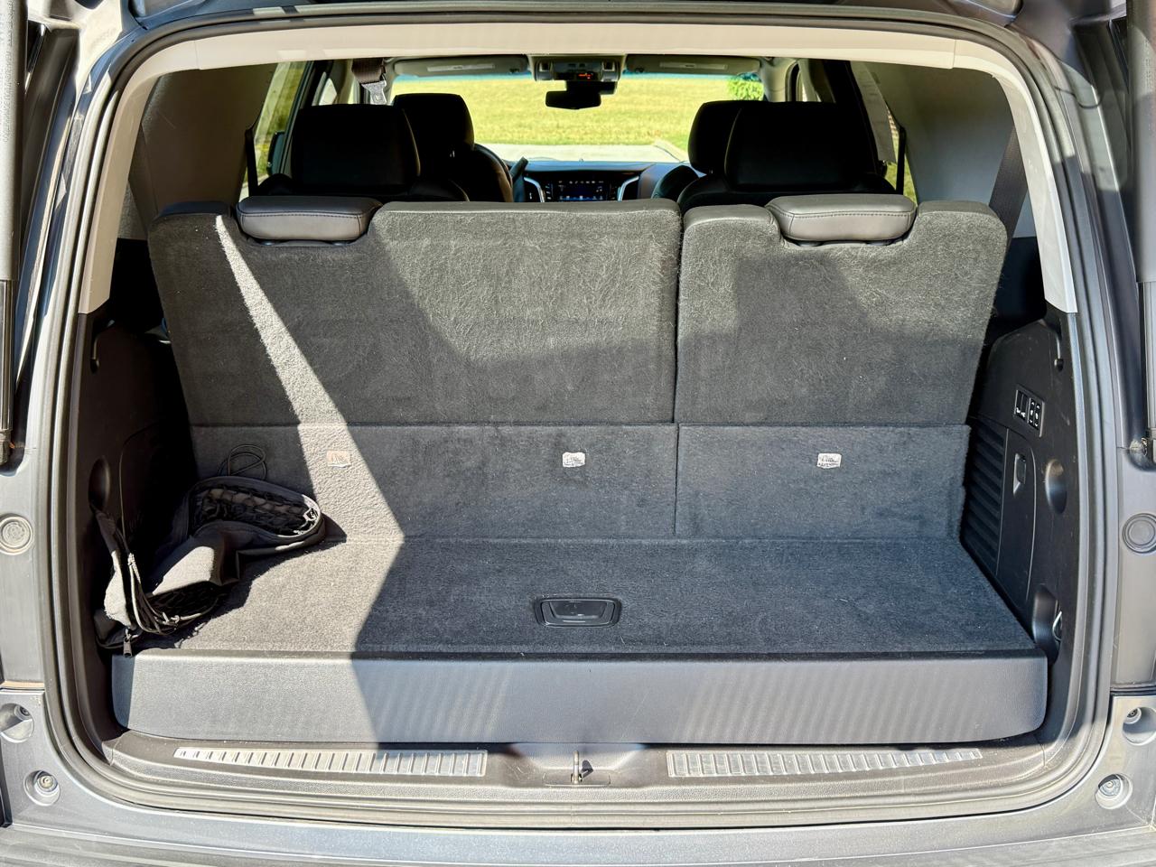 Cadillac Escalade 4WD 4dr Premium Luxury 2019