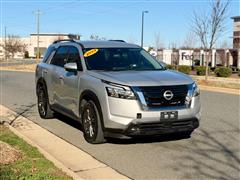 2022 Nissan Pathfinder 
