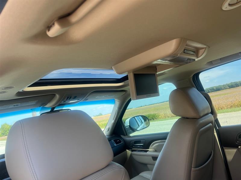 GMC Yukon Denali XL 4WD 2013