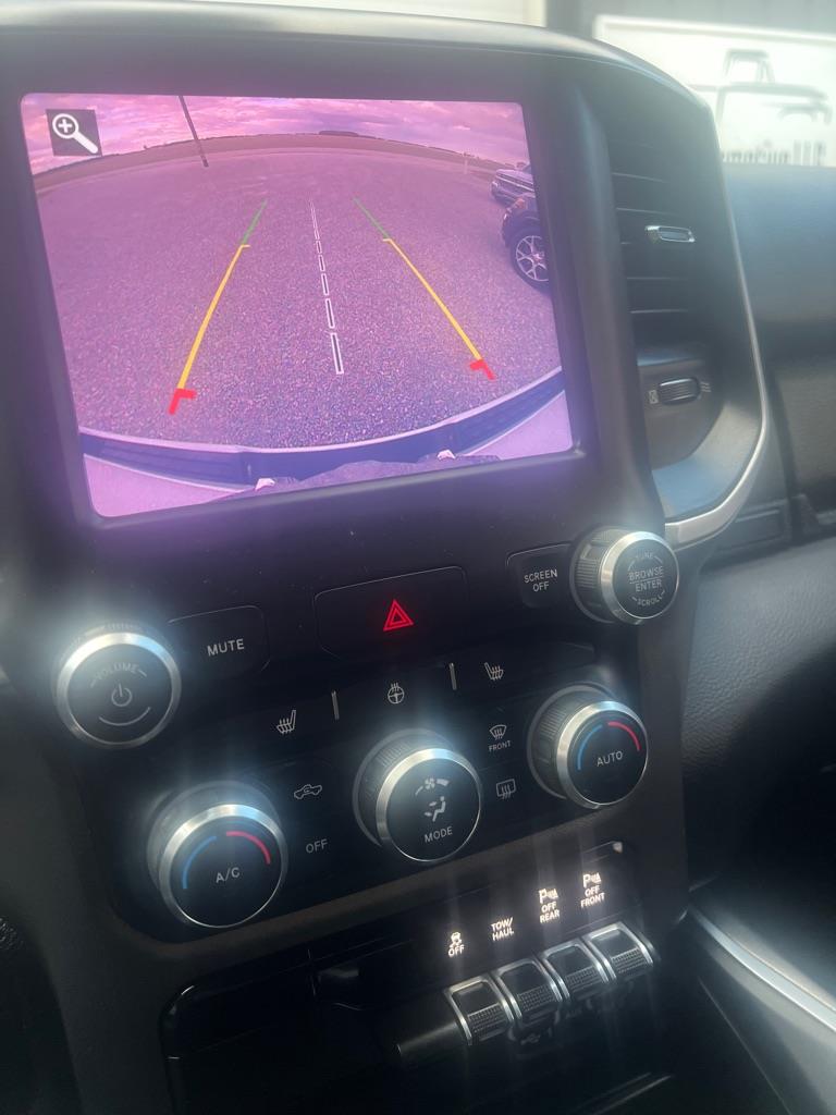 RAM 1500 Big Horn Crew Cab SWB 4WD 2019