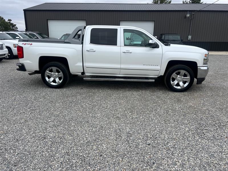 Chevrolet Silverado 1500 LTZ Crew Cab 4WD 2017