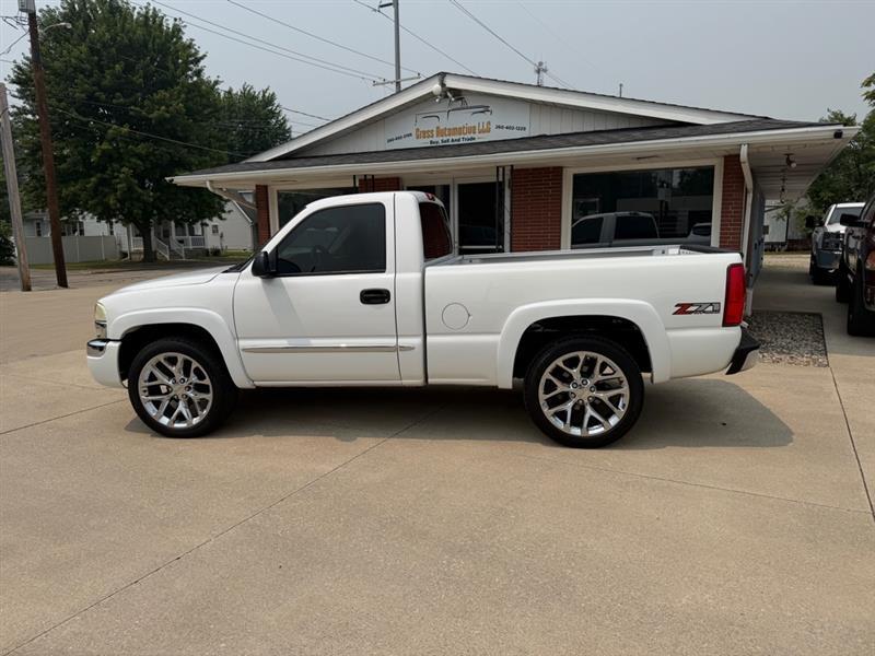 2004 GMC Sierra 1500 SLE - Photo 9