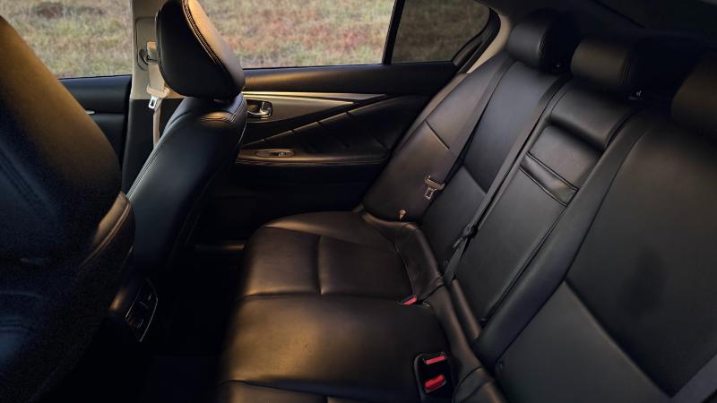 Infiniti Q50 3.0t LUXE 2021