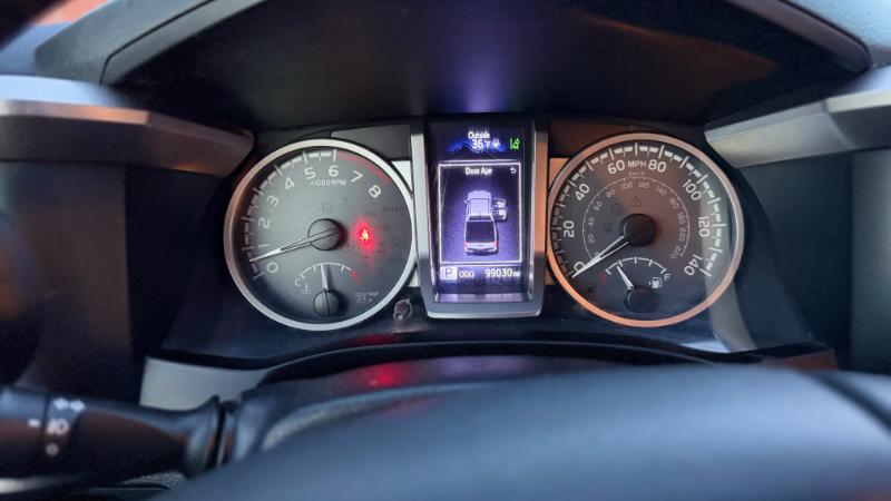 Toyota Tacoma SR5 Double Cab Long Bed V6 6AT 4WD 2018