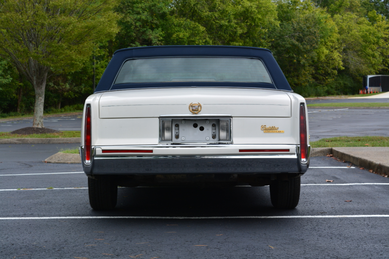 1992 Cadillac DeVille photo 5