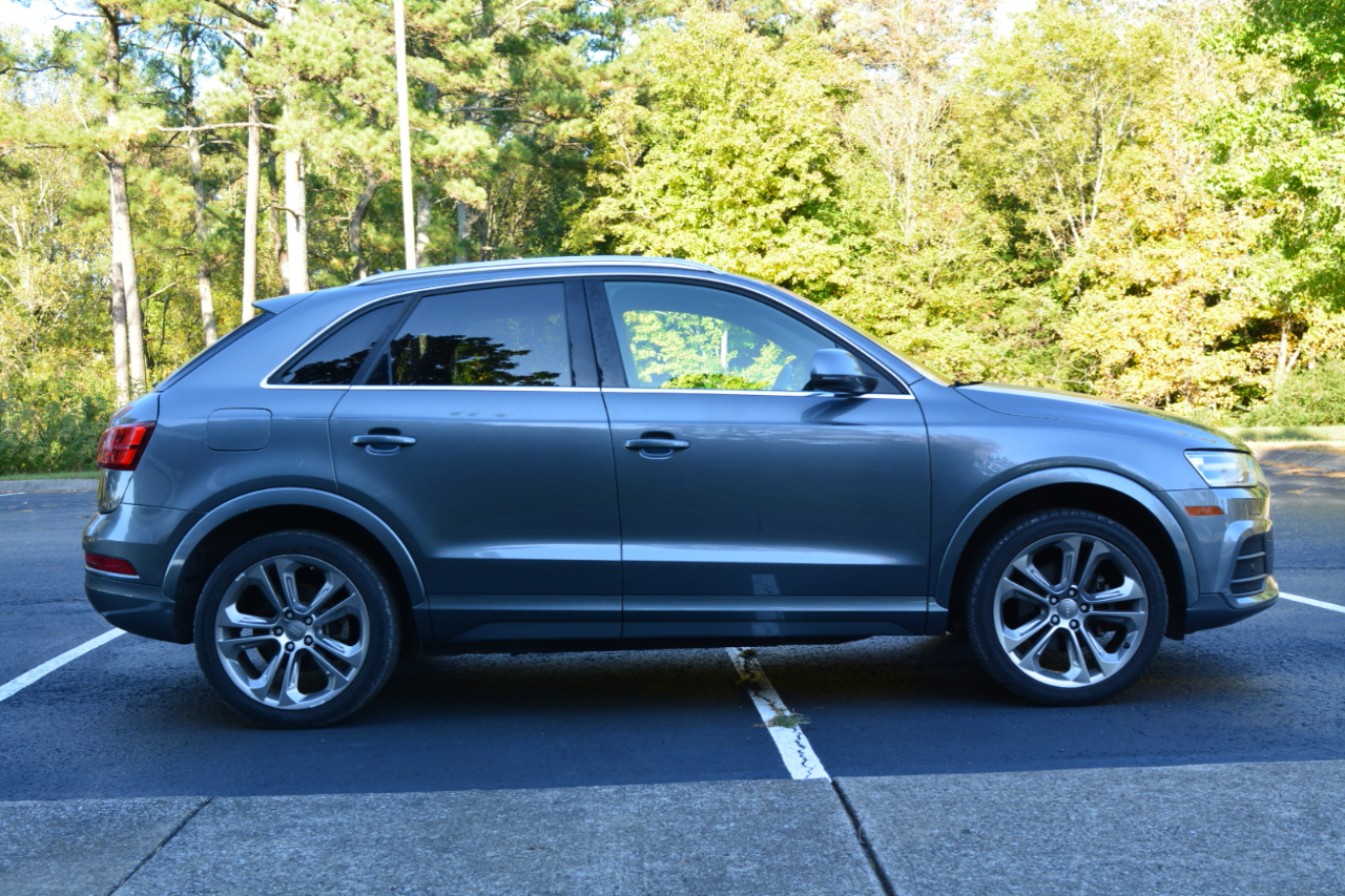 Audi Q3 2.0T quattro Premium Plus 2016