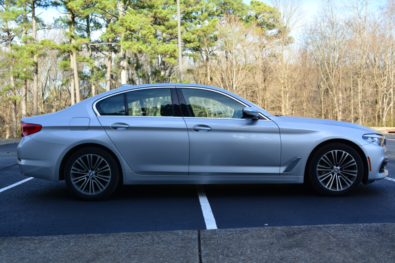 BMW 5-Series 530i xDrive 2019
