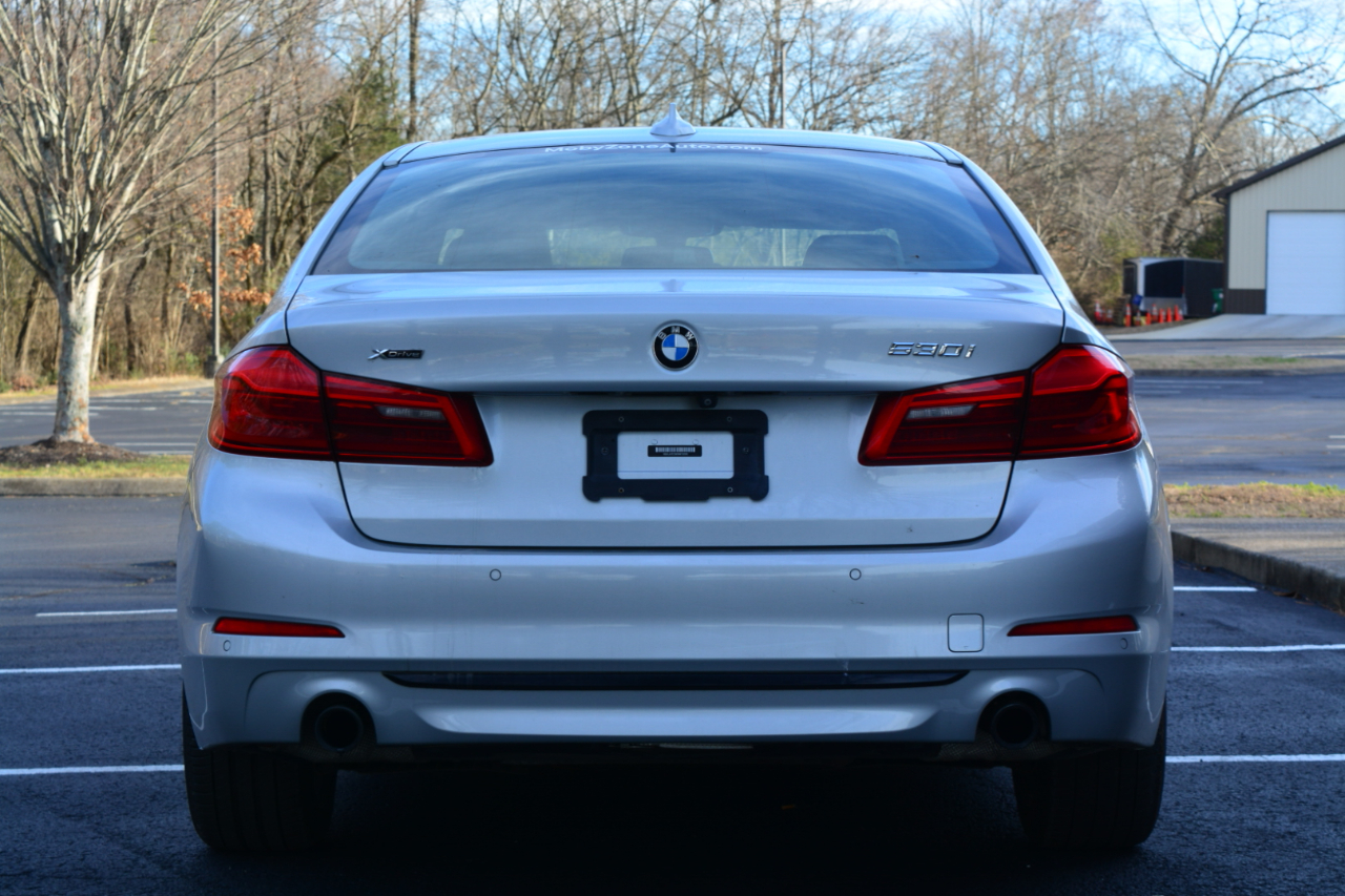 BMW 5-Series 530i xDrive 2019