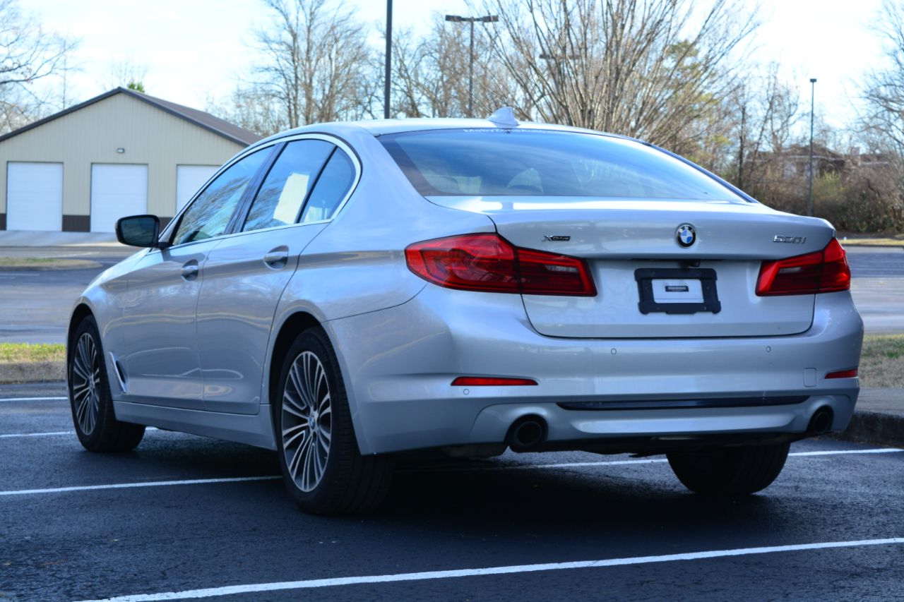 BMW 5-Series 530i xDrive 2019