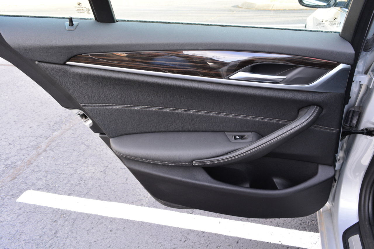 BMW 5-Series 530i xDrive 2019