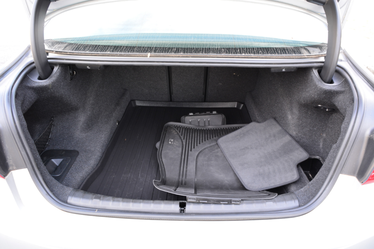 BMW 5-Series 530i xDrive 2019