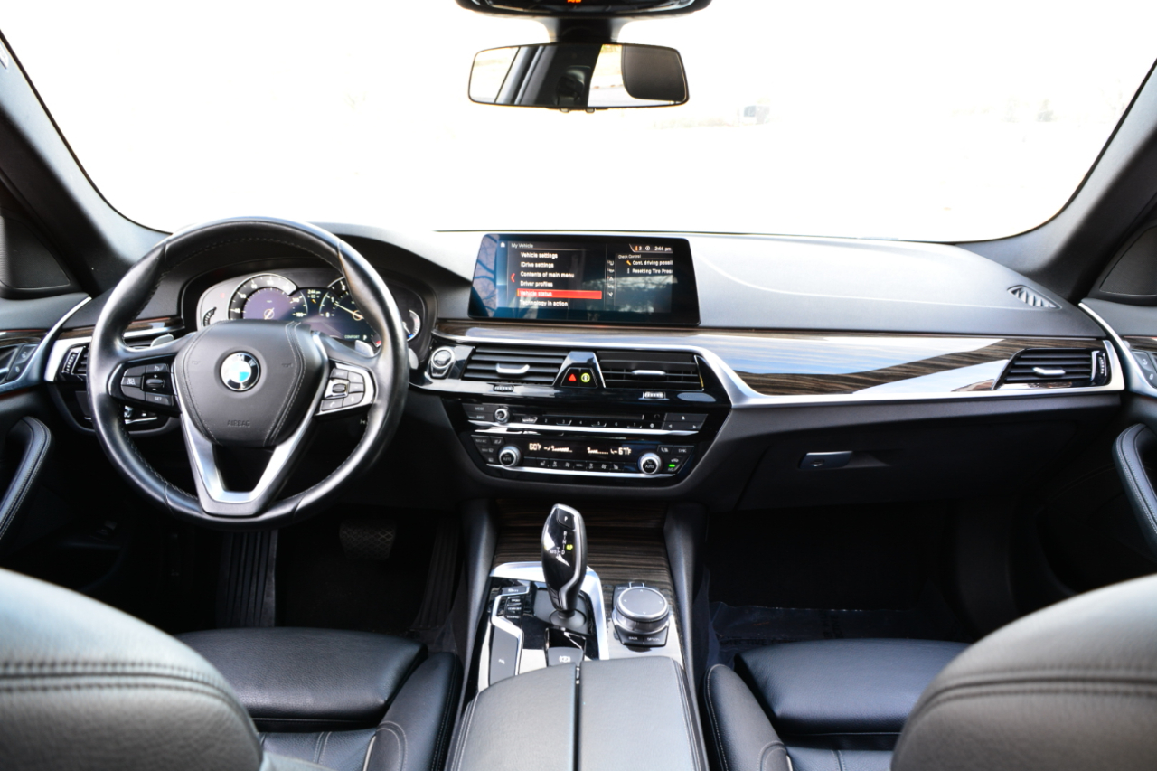 BMW 5-Series 530i xDrive 2019