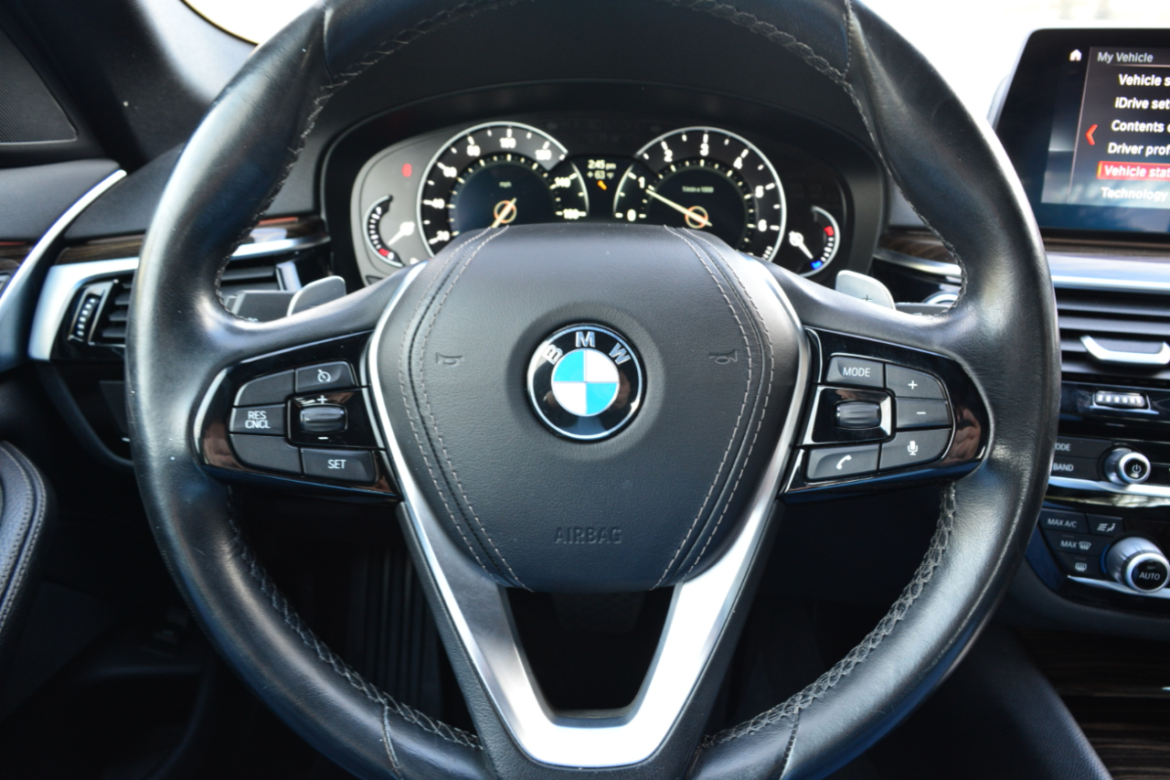 BMW 5-Series 530i xDrive 2019