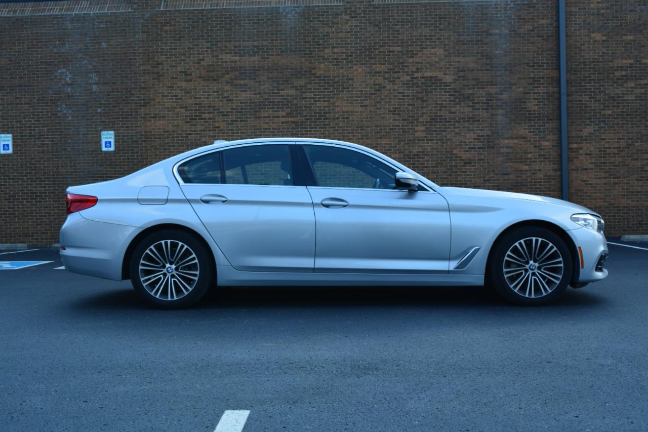 BMW 5-Series 530i xDrive 2019
