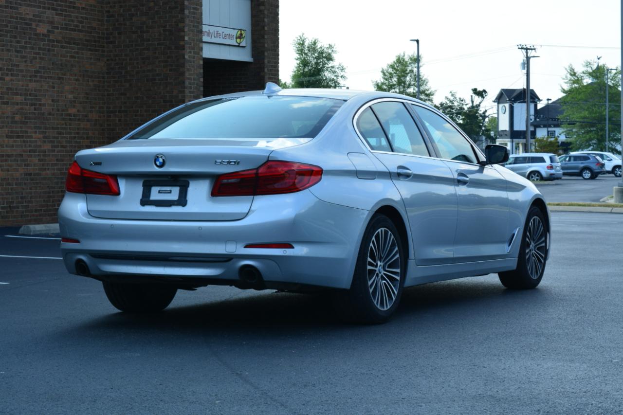BMW 5-Series 530i xDrive 2019