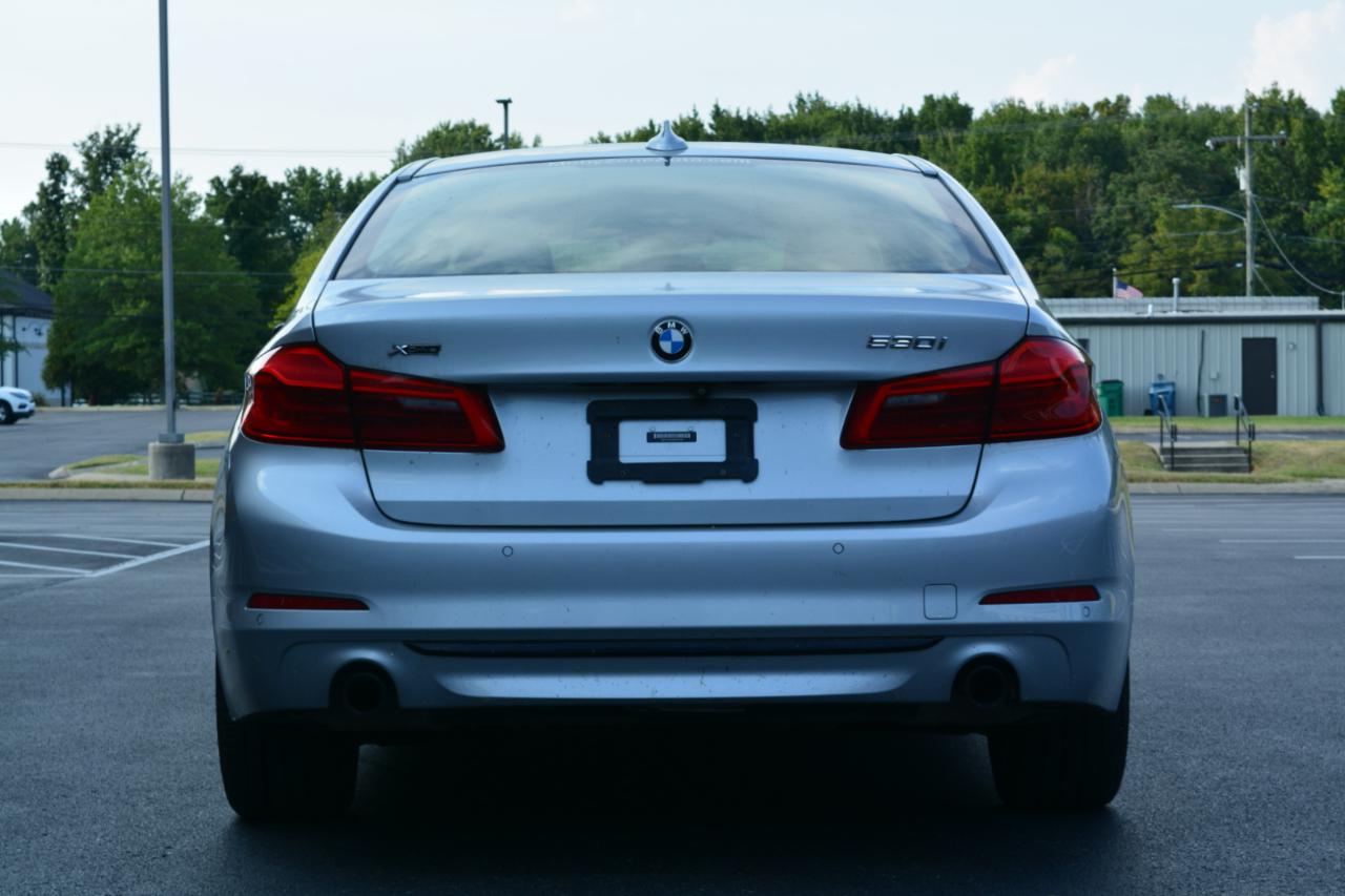 BMW 5-Series 530i xDrive 2019