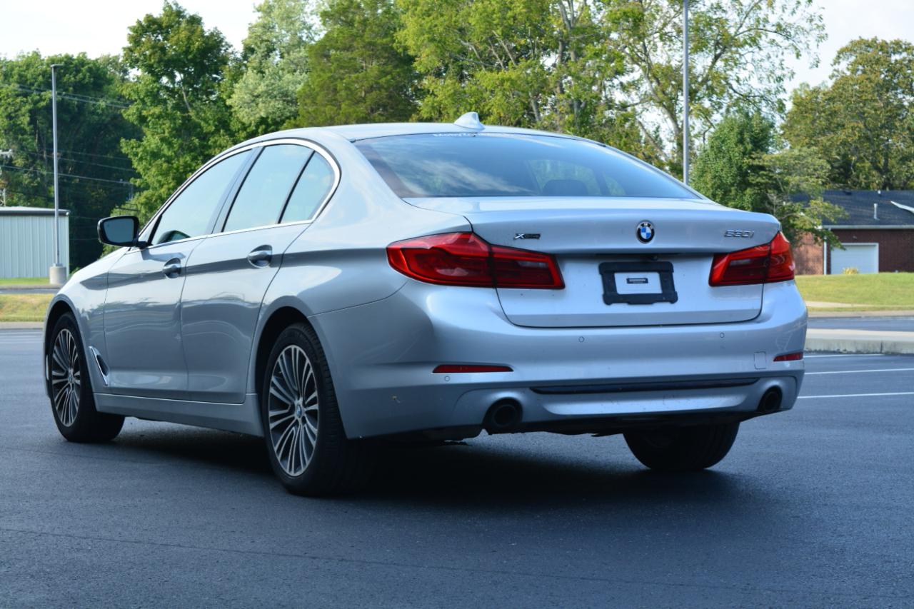 BMW 5-Series 530i xDrive 2019
