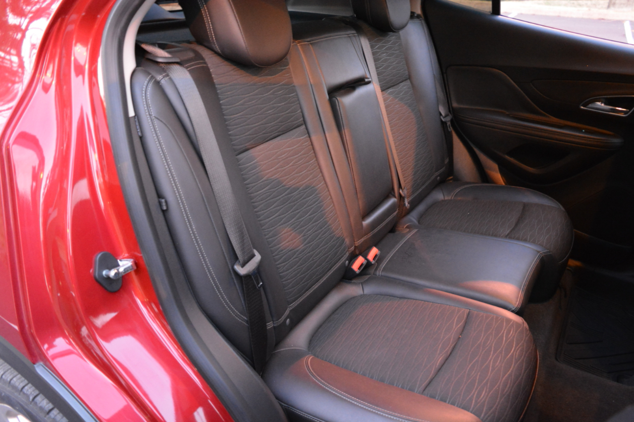 Buick Encore Convenience FWD 2015