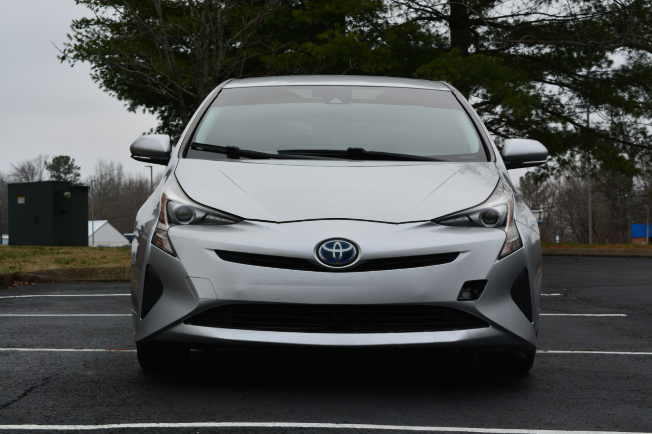 Toyota Prius Two Eco 2017