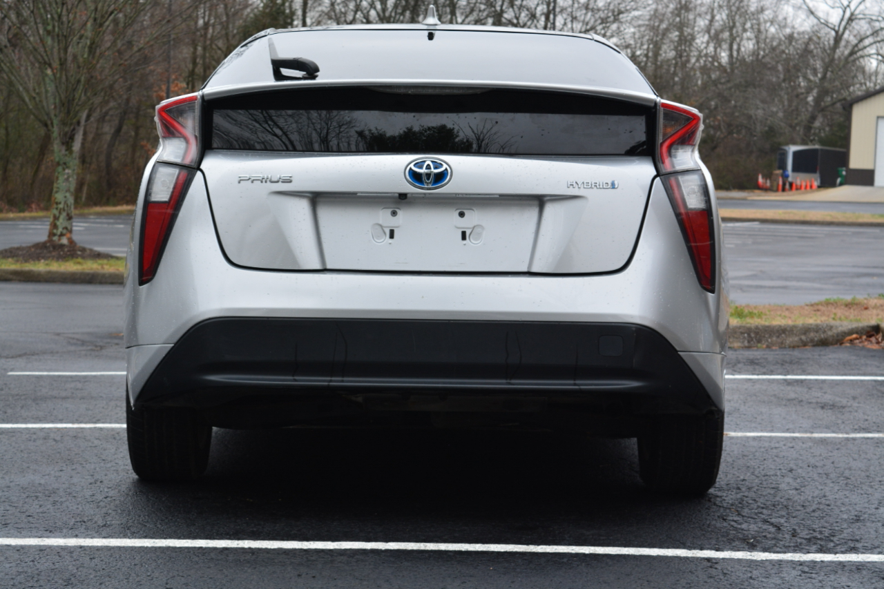 Toyota Prius Two Eco 2017