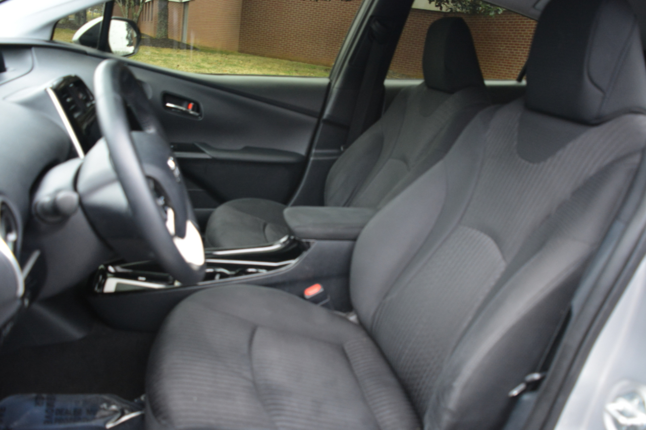 Toyota Prius Two Eco 2017