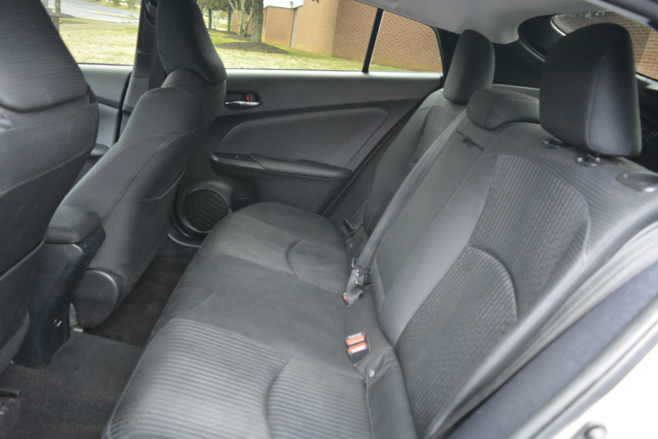 Toyota Prius Two Eco 2017