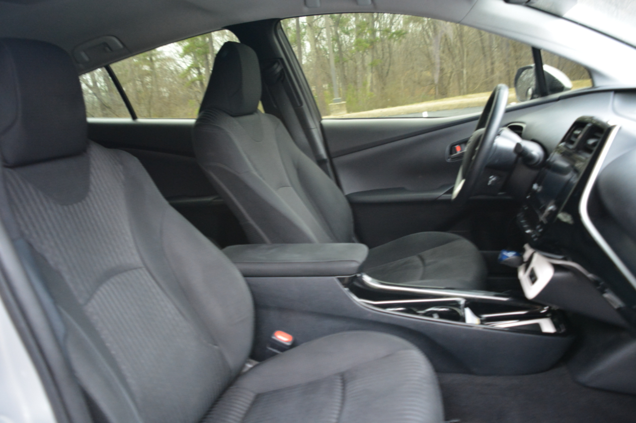 Toyota Prius Two Eco 2017