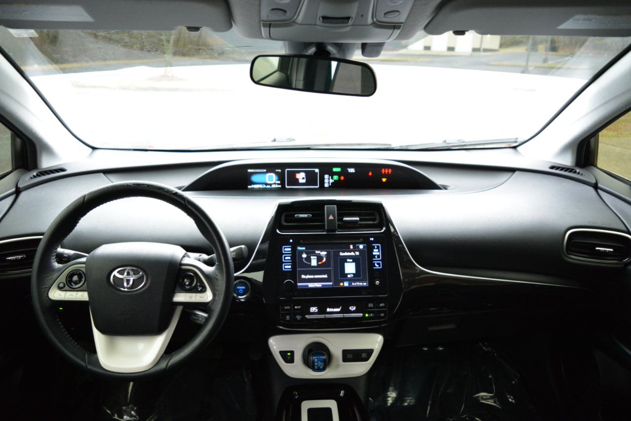 Toyota Prius Two Eco 2017