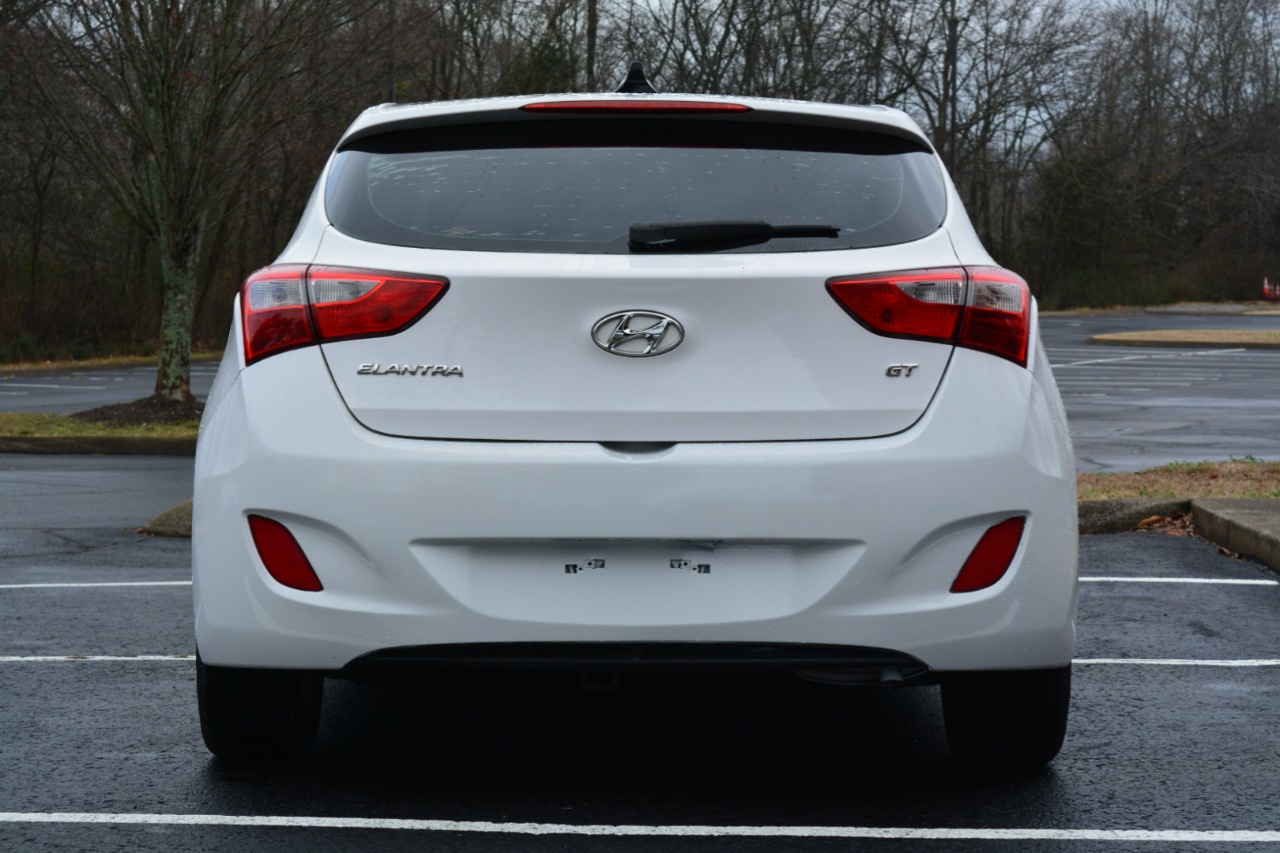 Hyundai Elantra GT A/T 2013