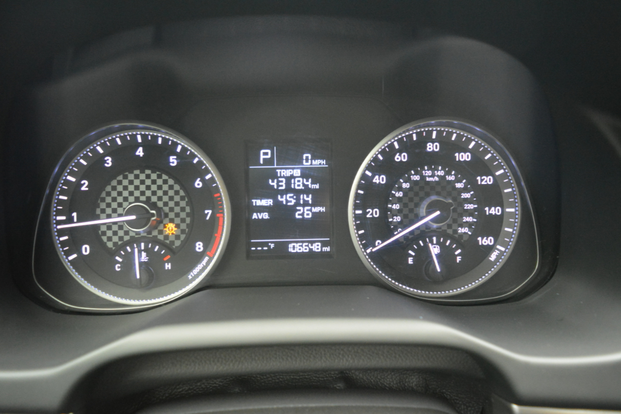 Hyundai Elantra SE 6AT 2019