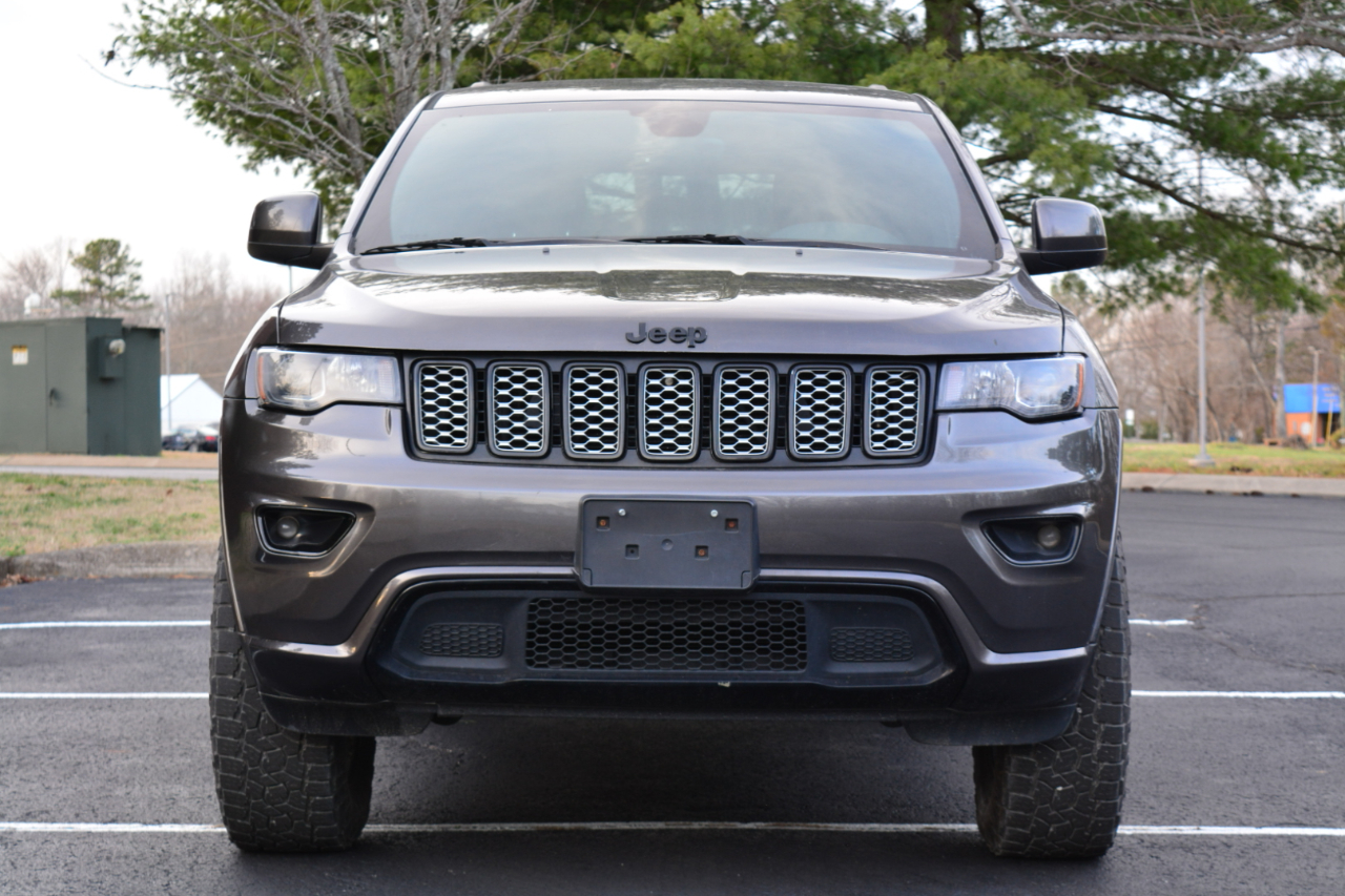 Jeep Grand Cherokee Laredo 4WD 2018