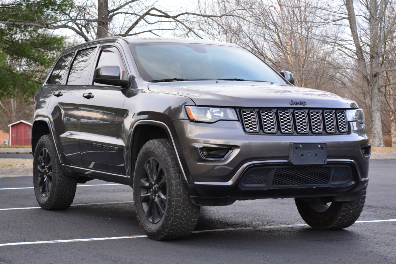 Jeep Grand Cherokee Laredo 4WD 2018