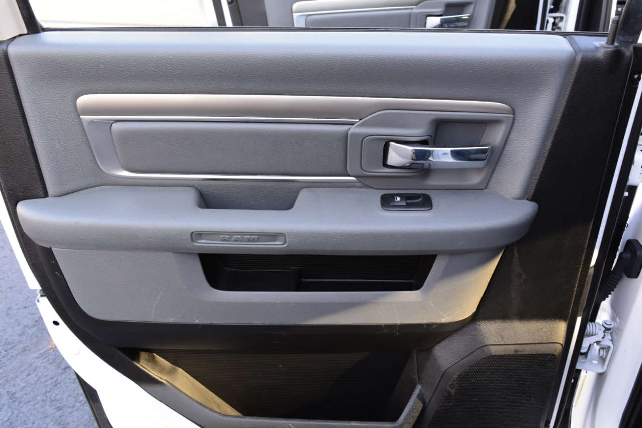 RAM 1500 Classic Tradesman Crew Cab LWB 2WD 2019