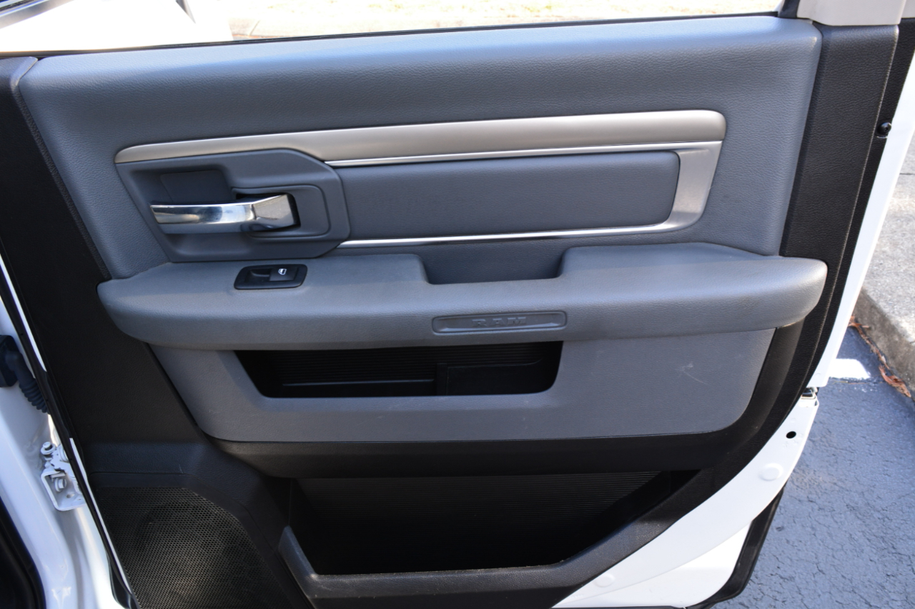 RAM 1500 Classic Tradesman Crew Cab LWB 2WD 2019