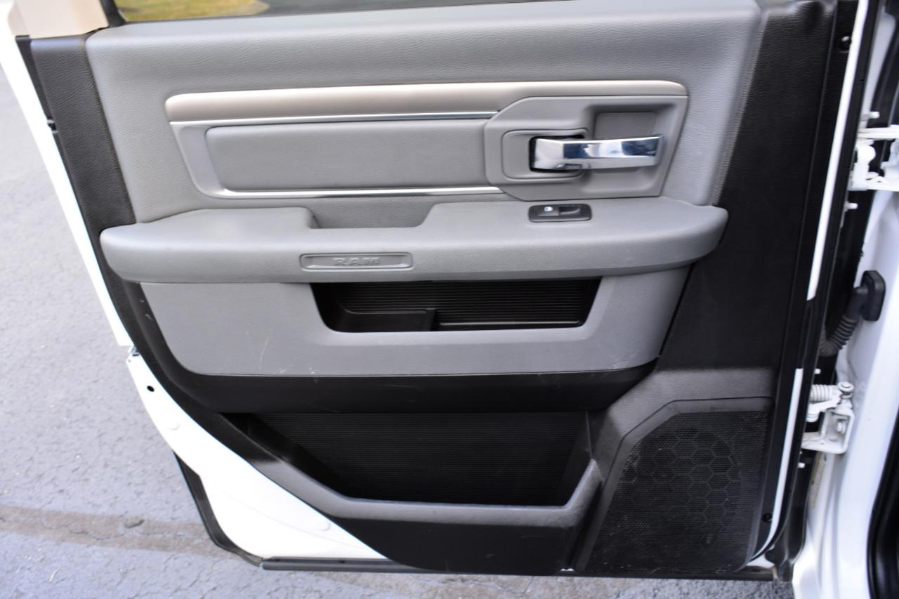 RAM 1500 Classic Tradesman Crew Cab LWB 2WD 2019