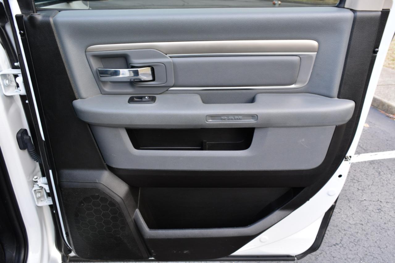 RAM 1500 Classic Tradesman Crew Cab LWB 2WD 2019