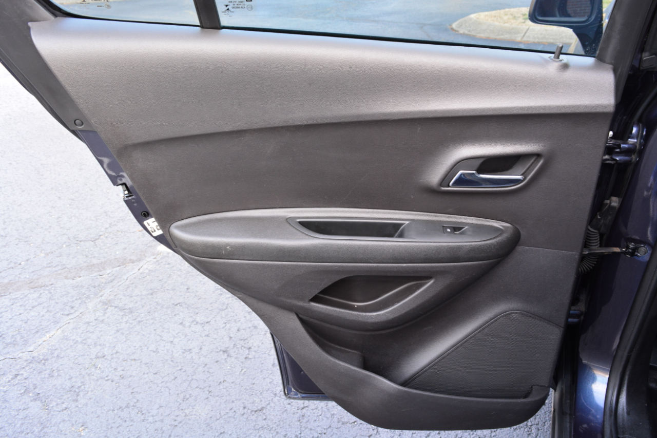 Chevrolet Trax LS FWD 2018