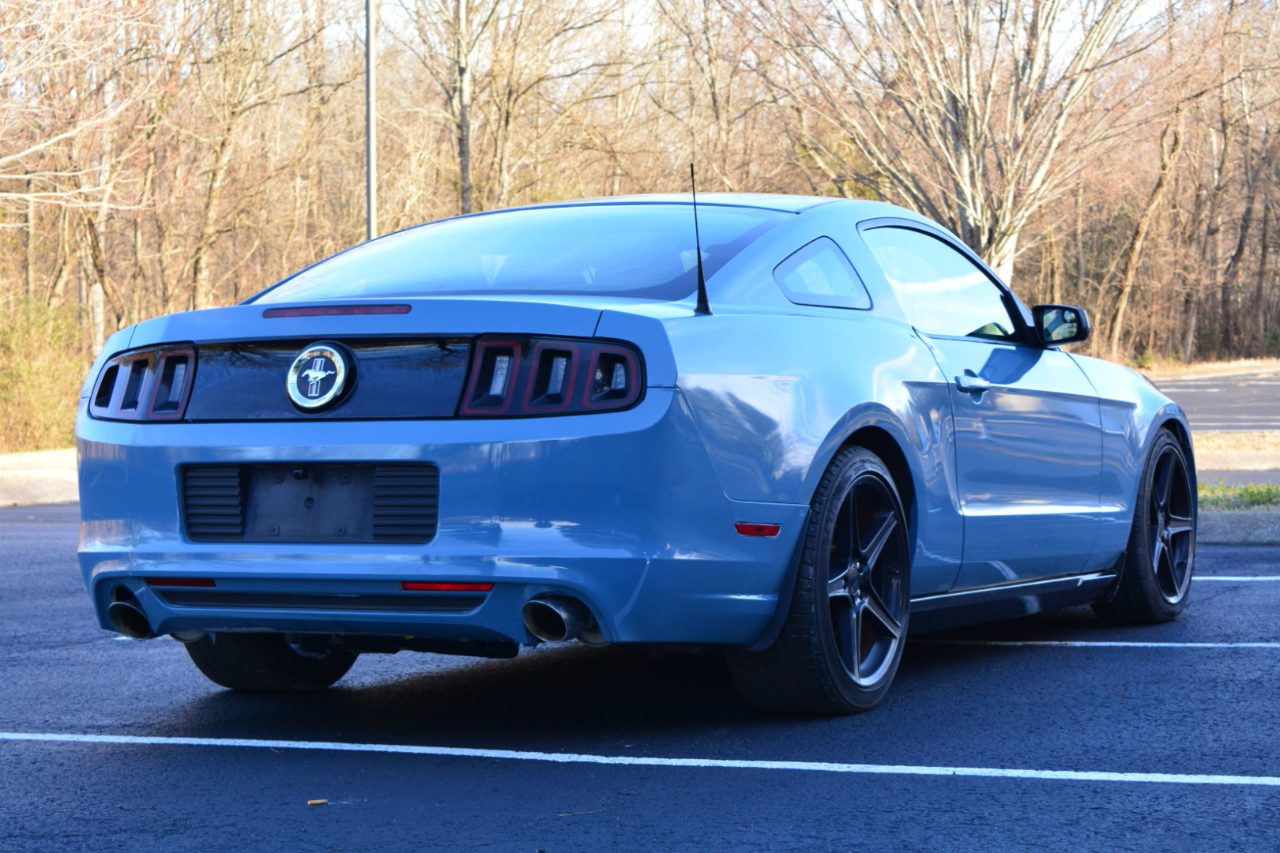 Ford Mustang V6 Coupe 2014
