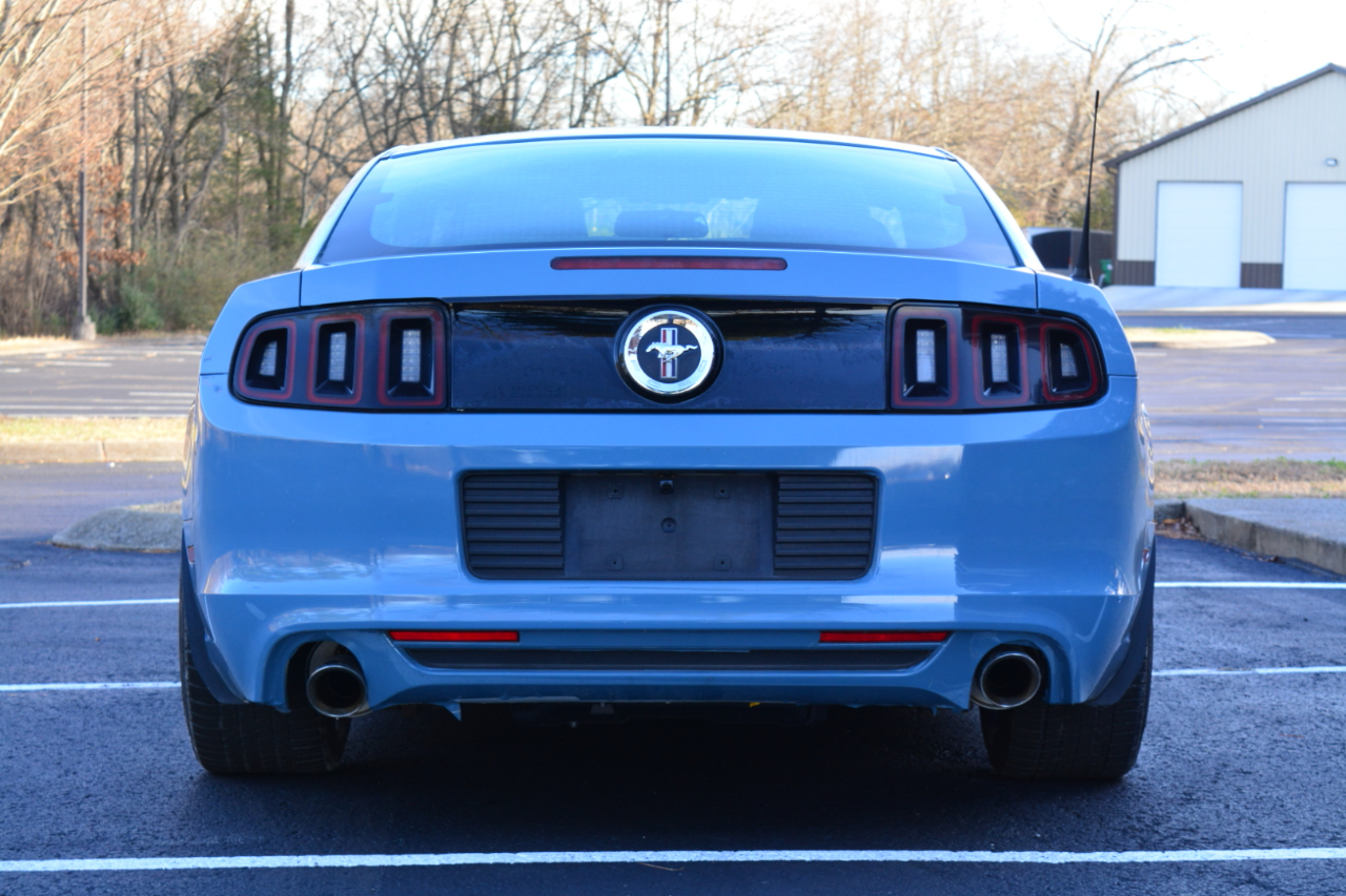 Ford Mustang V6 Coupe 2014