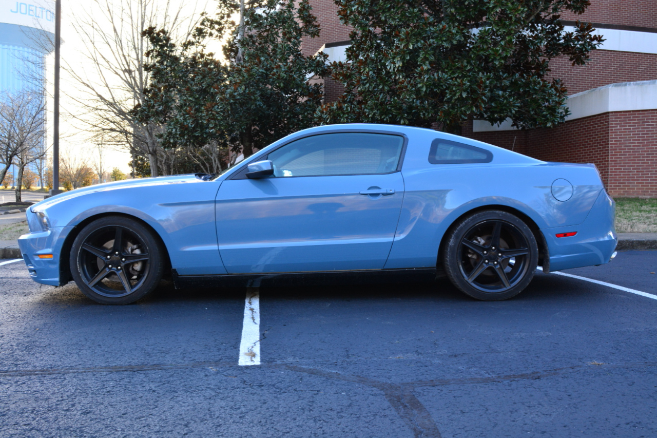 Ford Mustang V6 Coupe 2014
