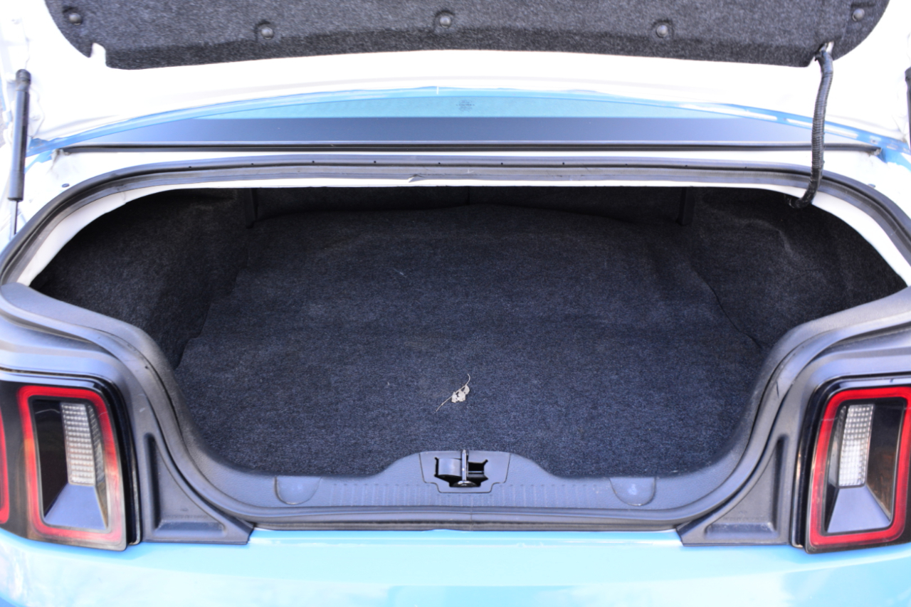 Ford Mustang V6 Coupe 2014