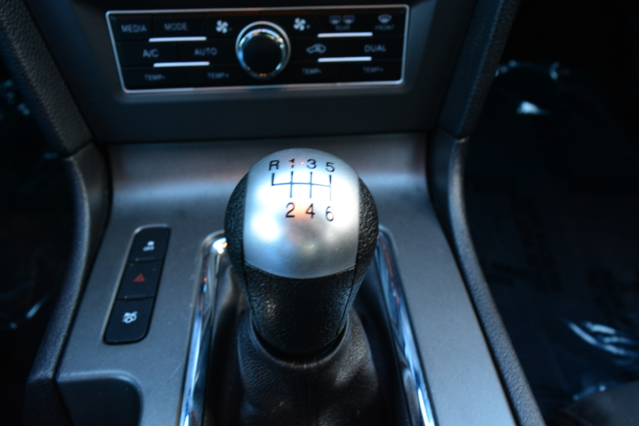 Ford Mustang V6 Coupe 2014