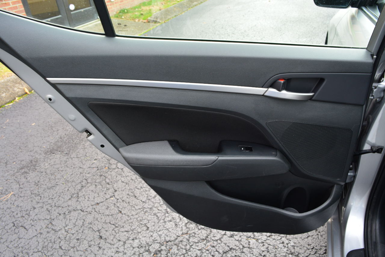 Hyundai Elantra Limited 2020