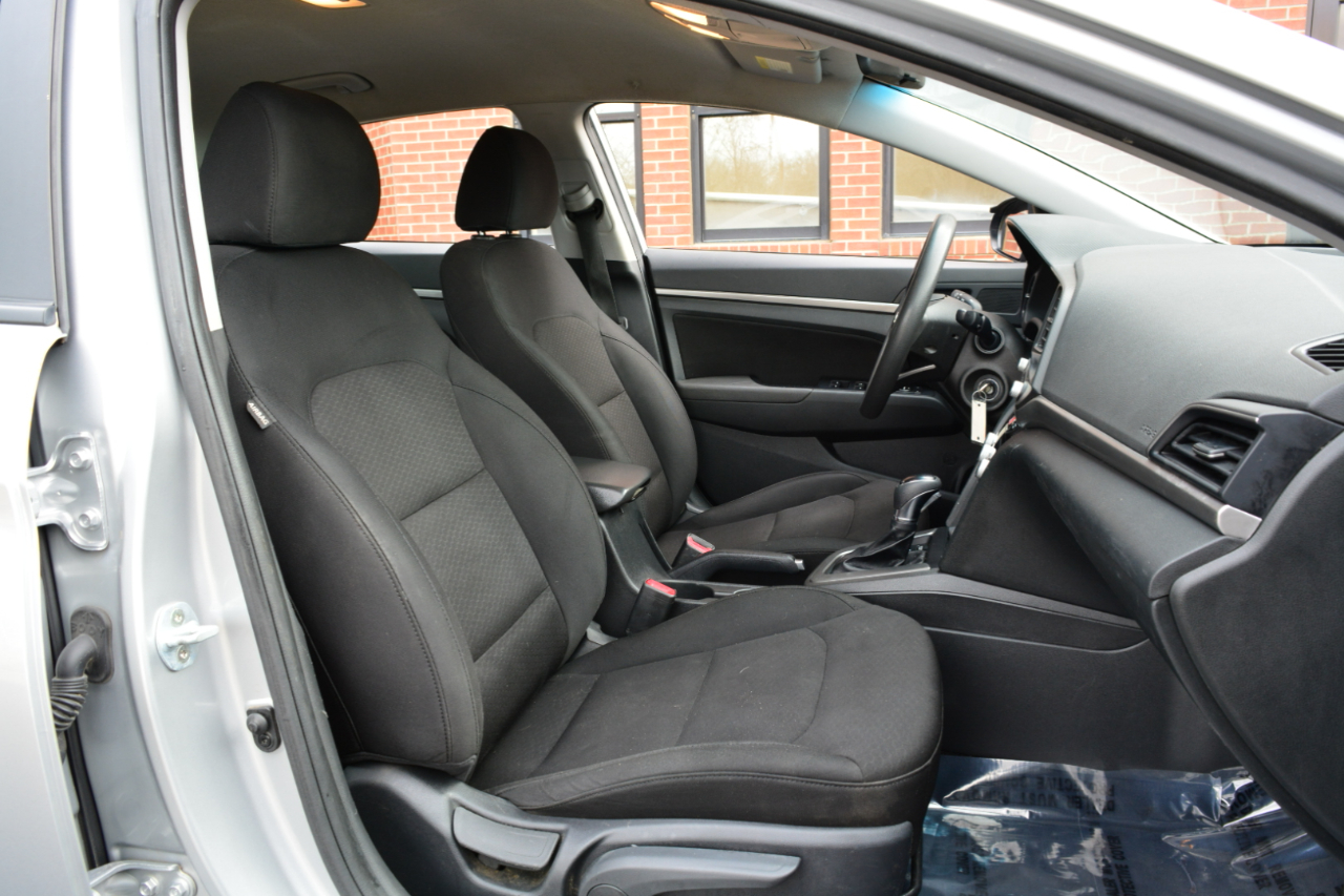 Hyundai Elantra Limited 2020