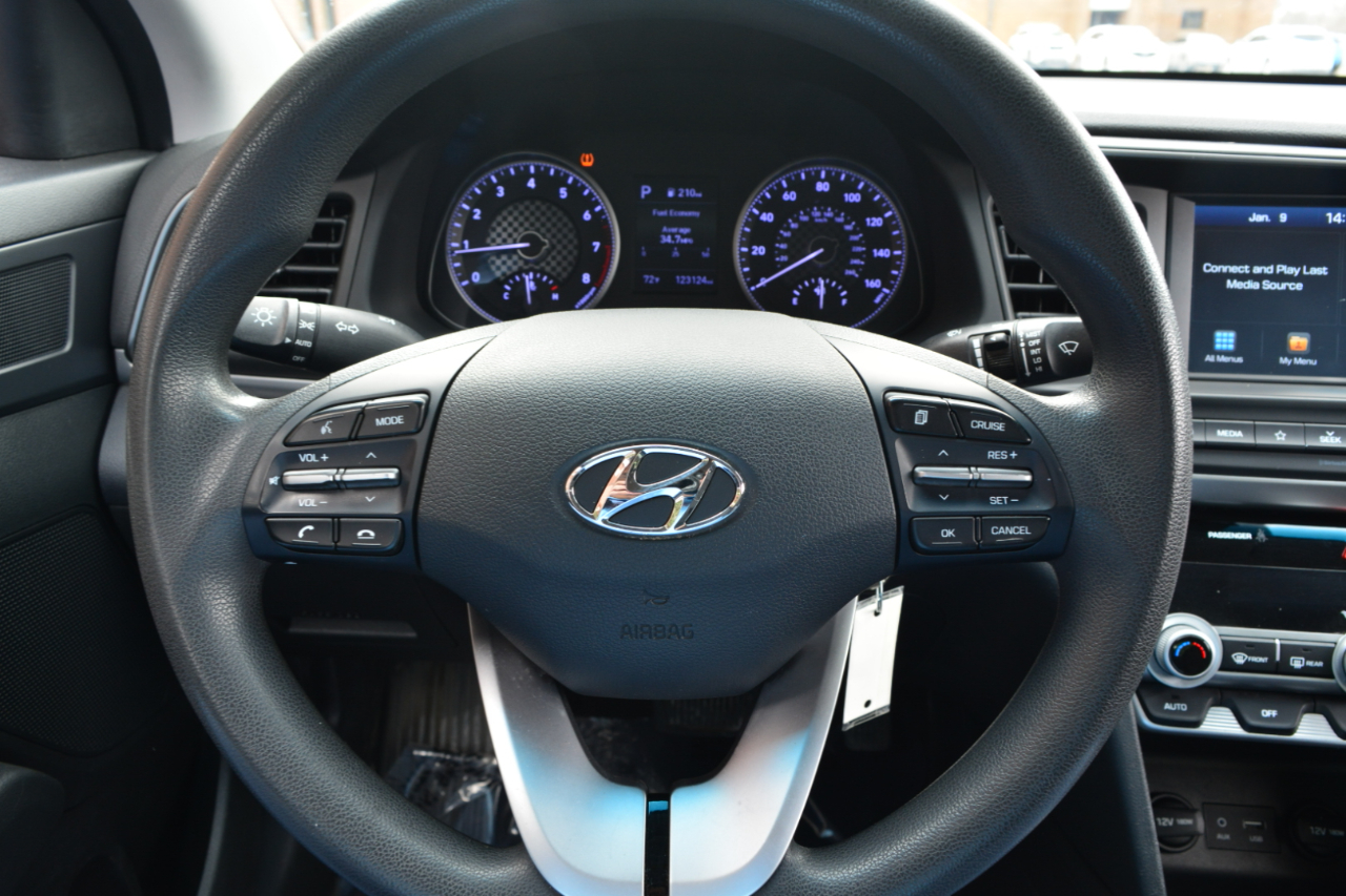 Hyundai Elantra Limited 2020