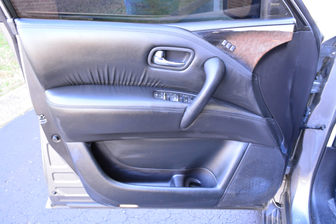 Infiniti QX80 2WD 2014