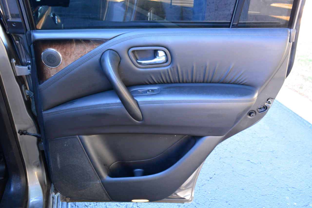 Infiniti QX80 2WD 2014